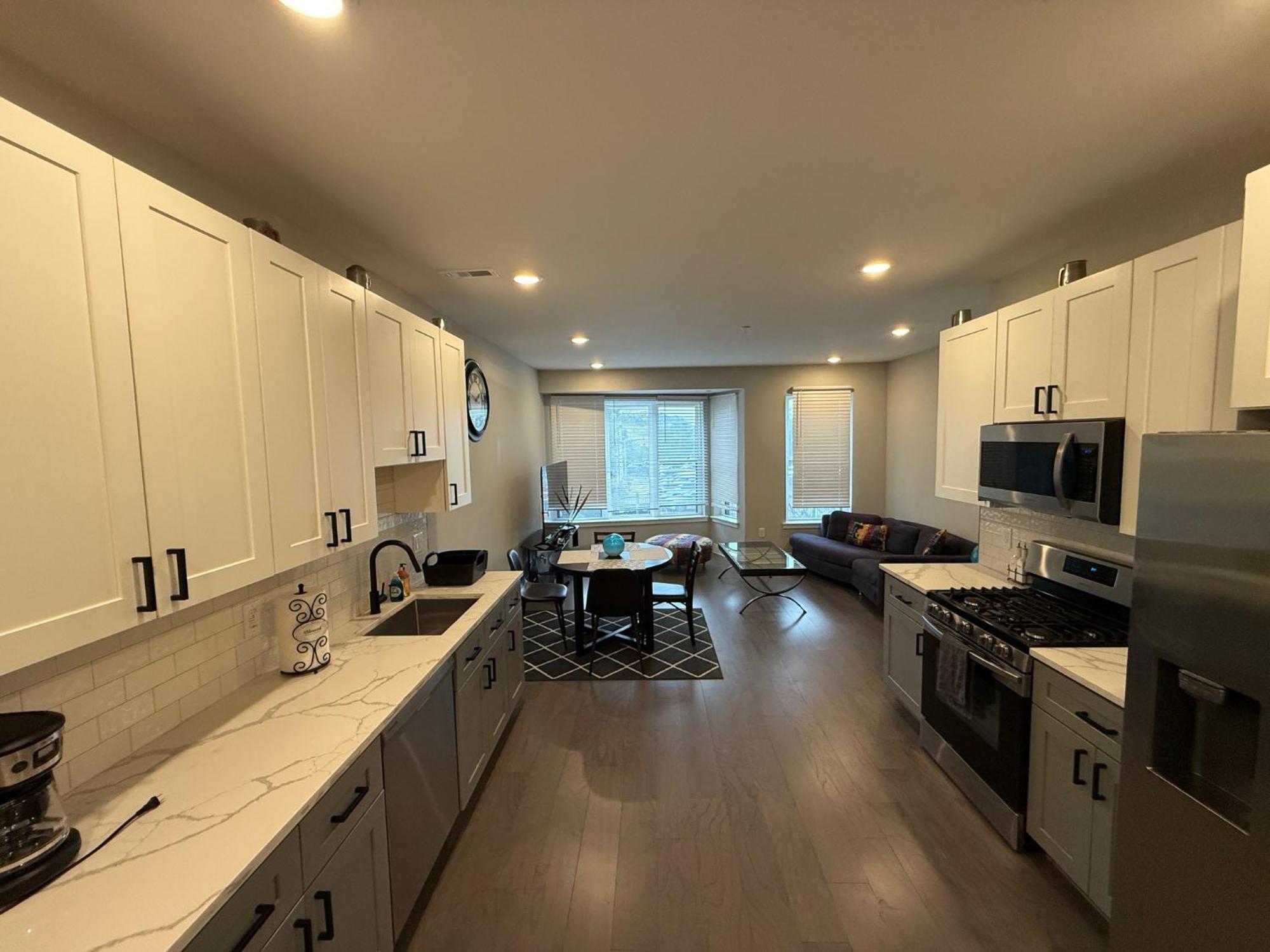 Modern 2Br 2Ba Apartment With Rooftop In Brewerytown Filadelfia Esterno foto